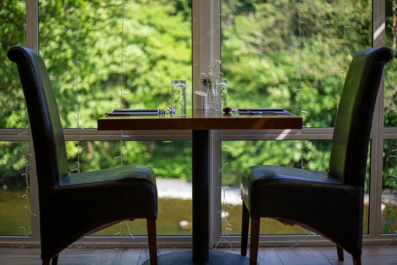 Craig-Y-Dderwen Riverside Hotel Betws-y-Coed Eksteriør bilde